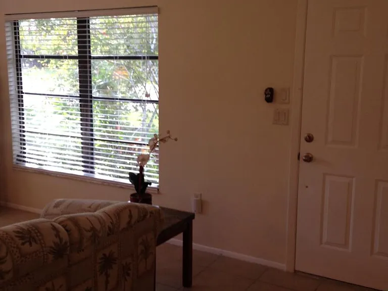 300 Parkdale Dr — Photo 21