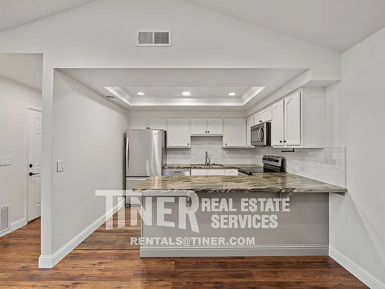 7586 Waterwillow Dr — Photo 10
