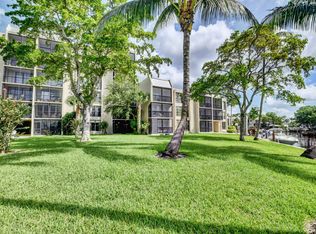 7 Royal Palm Way UNIT 104, Boca Raton, FL 33432