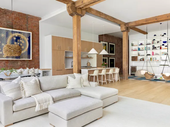 185 Plymouth Street image 9 of 32