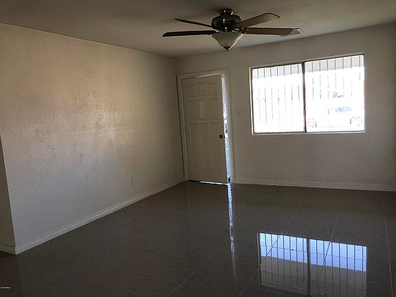 3rd image of 6853 W Mariposa St