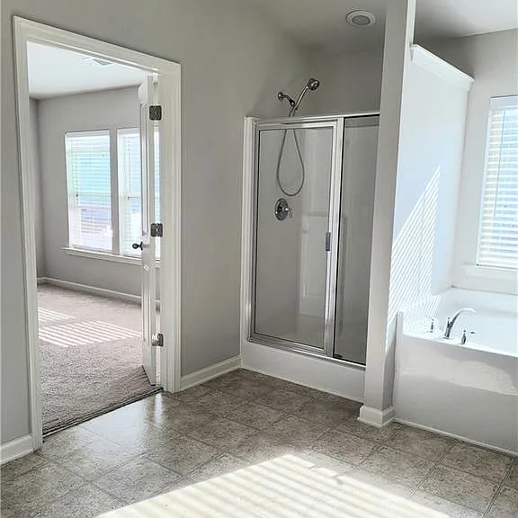 76 Greenfield Dr — Photo 15