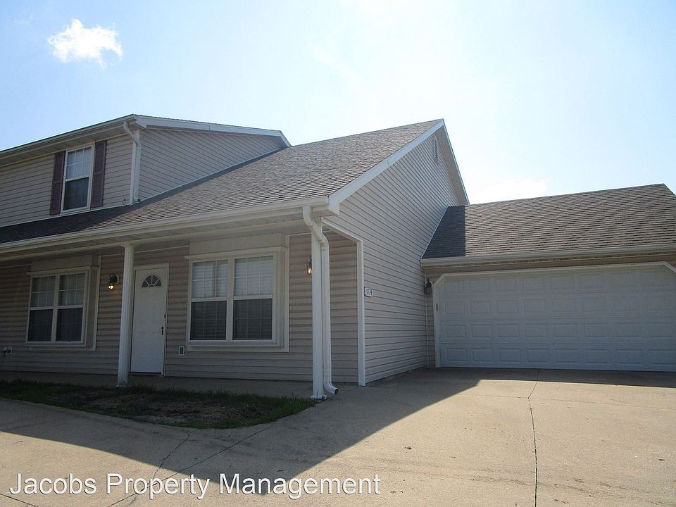 1st image of 1724 Louise Cir