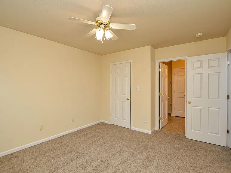 8415 Spirea Ct — Photo 15