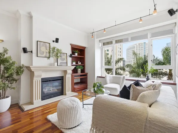 700 W Harbor Dr Unit 608, San Diego, CA 92101