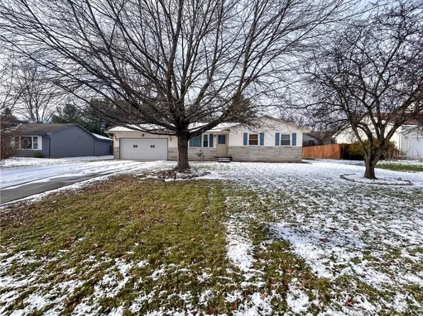 1472 Turnberry Dr, Youngstown, OH 44512