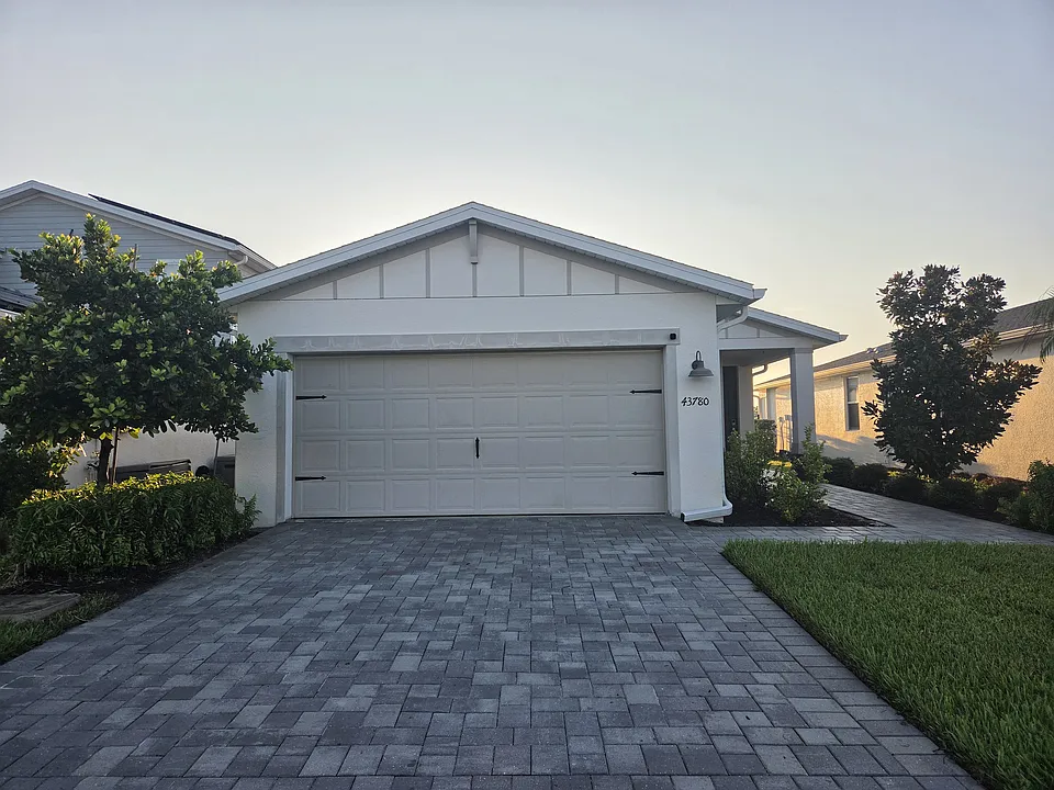 43780 Cattleman Dr