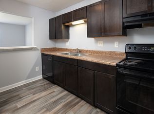 1400 Springmont Ln APT J, Charlotte, NC 28208