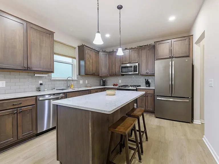 1805X Hartlin Ave — Photo 2