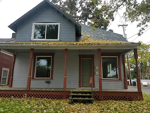 10 N Touchet St Photo 1