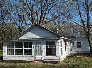4320 NE Sheridan Ave, Des Moines, IA 50317