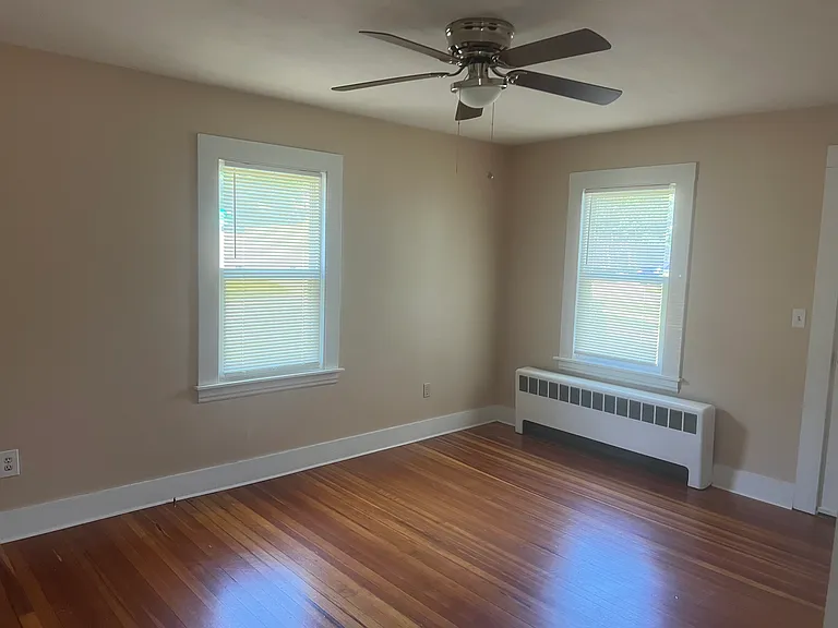 44 Langdon Ct — Photo 7