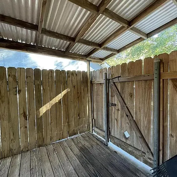129 Mead Ct — Photo 4