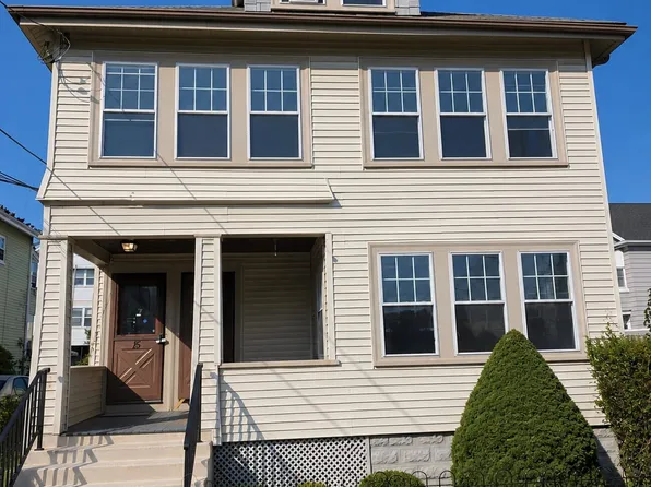 11 Governor Winthrop Rd, Somerville, MA 02145