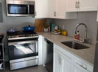 233 Lafayette St #15, Salem, MA 01970