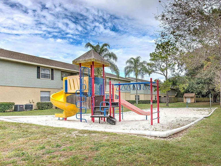213 Berry Tree Pl — Photo 23