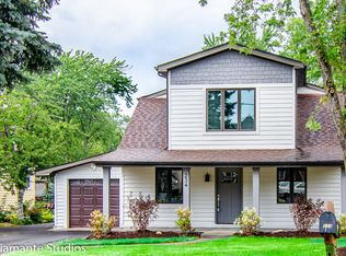 15W234 Concord St, Elmhurst, IL 60126