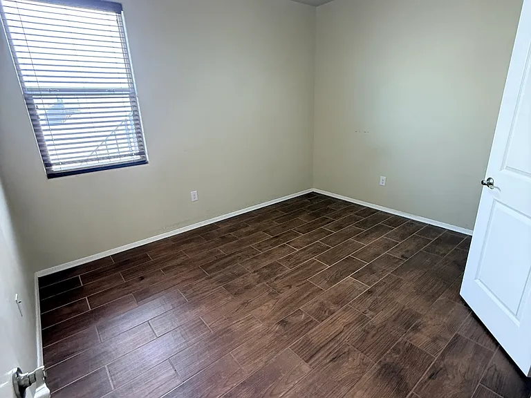 4118 Santiago Way — Photo 10