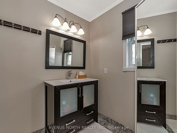 4th image of 21 Pilon St