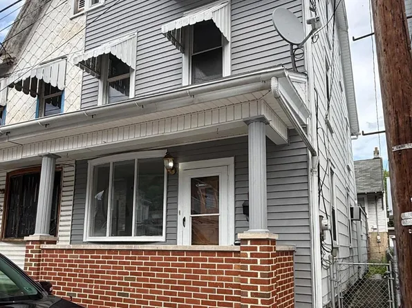 213 S Franklin St, Shamokin, PA 17872
