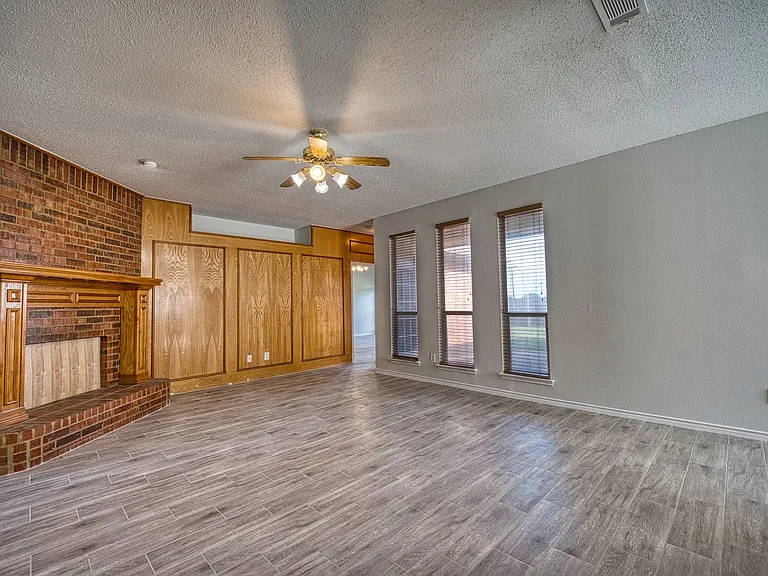 1532 Tanglewood Dr — Photo 27