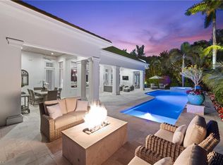 532 Pine Grove Ln, Naples, FL 34103