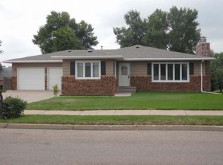505 6th Ave NE, Mandan, ND 58554