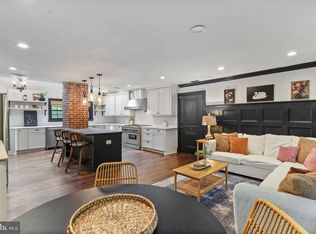 1040 White Sands Dr, Lusby, MD 20657