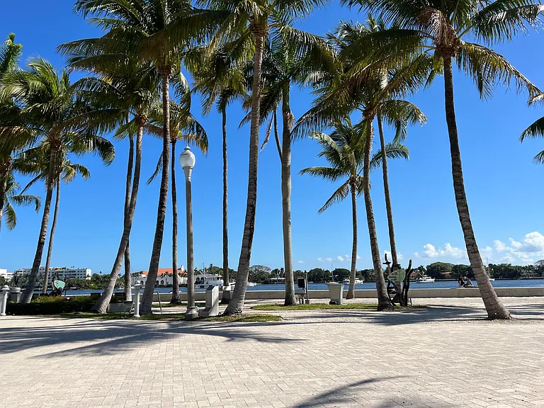 5600 N Flagler Dr #1001 — Photo 50