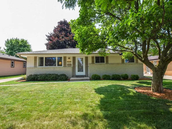 6025 South Delaware AVENUE, Cudahy, WI 53110