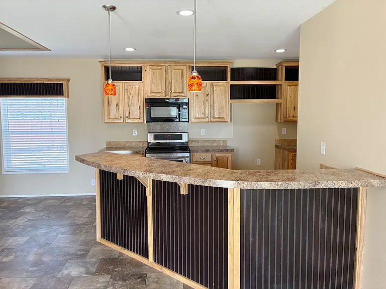 2203 N Travis Way — Photo 3
