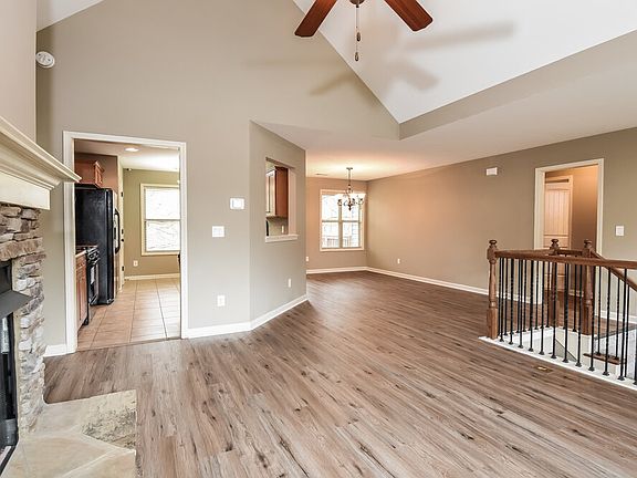 5th image of 448 Hearthstone Way