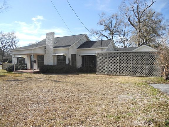 2nd image of 1102 Jacksonville Dr