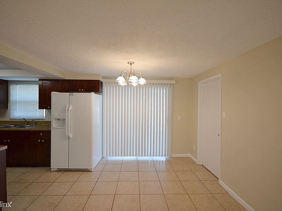 40200300_506_Highview_Terrace_N_Brandon_FL_2018-2