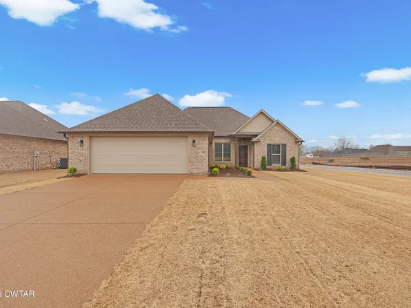 31 Emerald Downs, Three Way, TN 38343