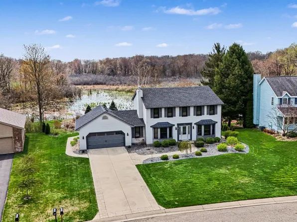 6419 Almond Ln, Clarkston, MI 48346