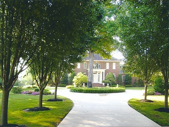 2nd image of 106 Riverbend Country Club Road