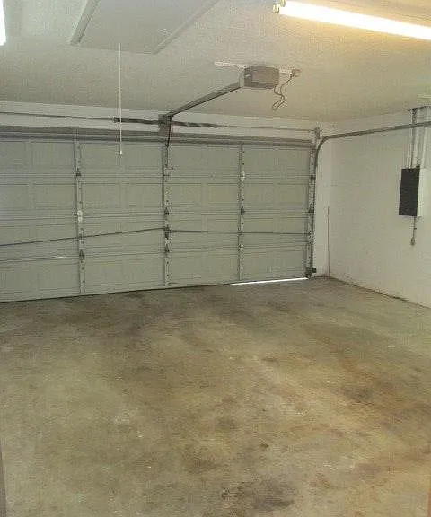 1506 S Trask St — Photo 29