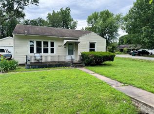 910 Turner Dr, Pittsburg, KS 66762