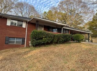 556 Lamar Dr, Forest Park, GA 30297