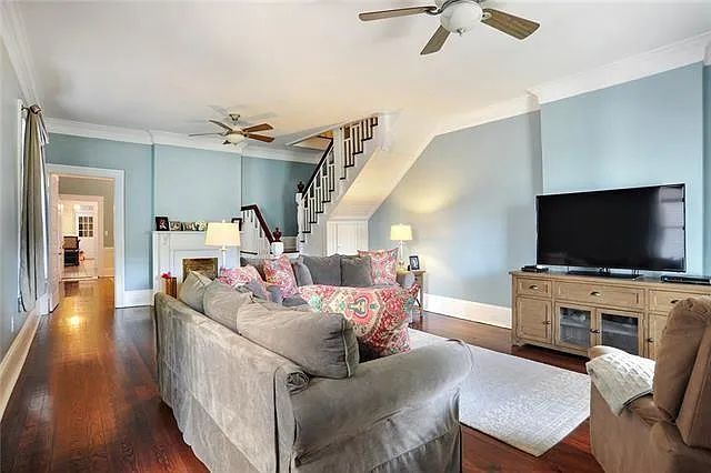 1131 Fern St — Photo 2
