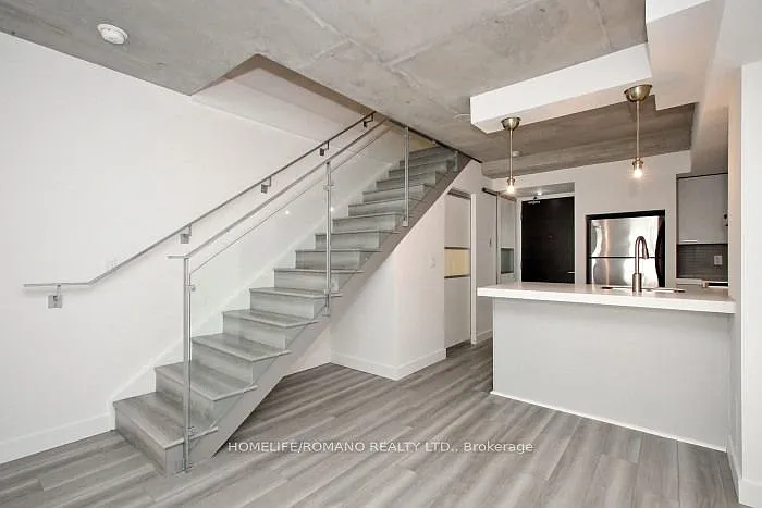 43 Stewart St #104 — Photo 6