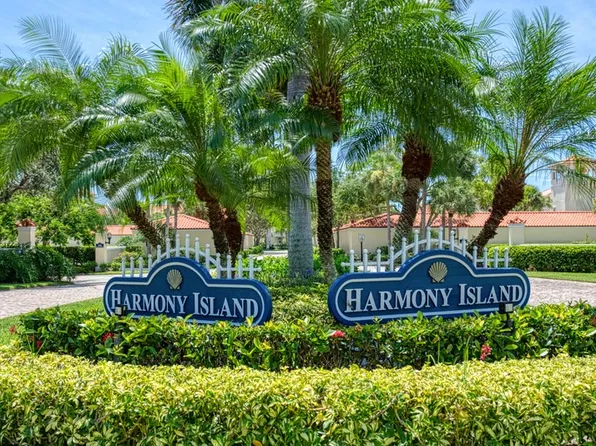 5060 Harmony Cir APT 307, Vero Beach, FL 32967