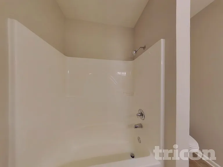 305 Gale Ct — Photo 9