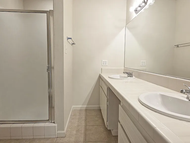4336 Fair Oaks Blvd — Photo 24