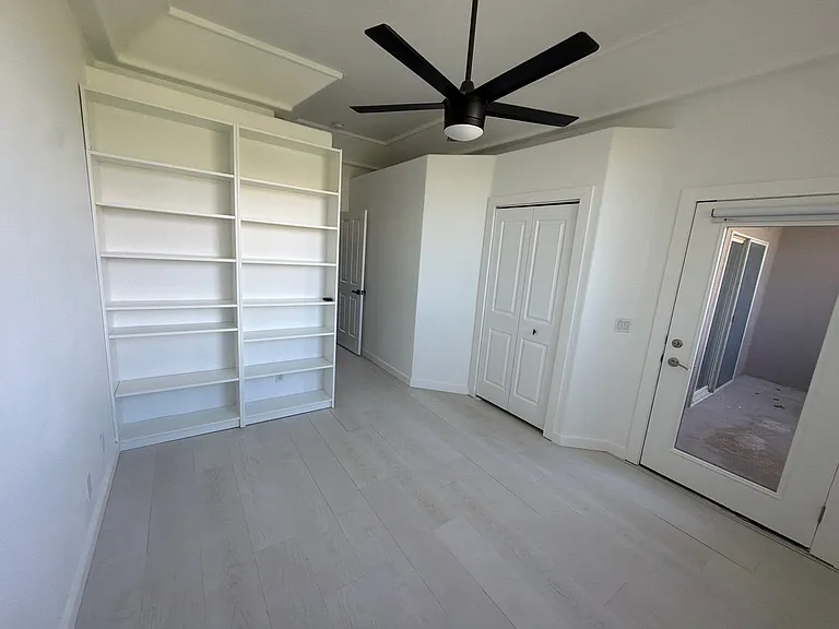 340 N Country Ln #24 — Photo 25