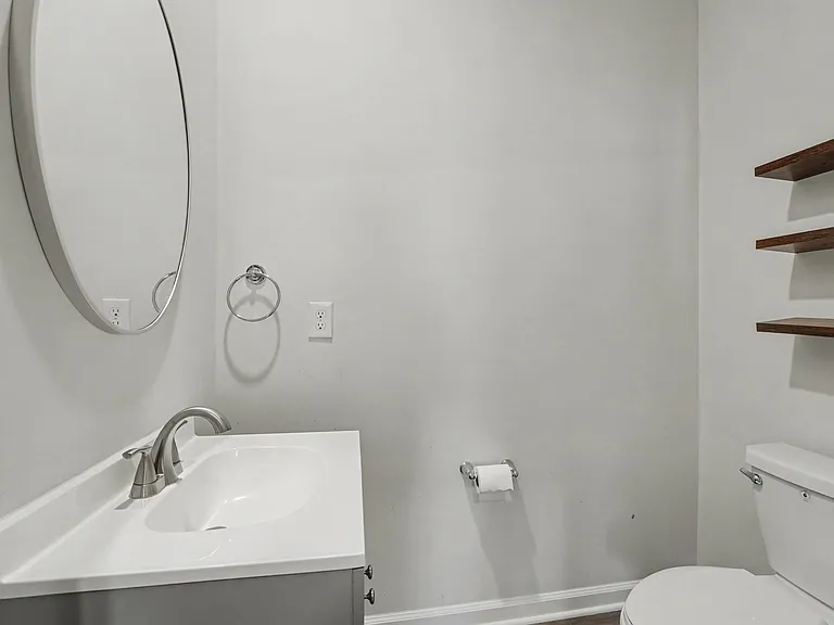 214 Kennerly Center Dr — Photo 19