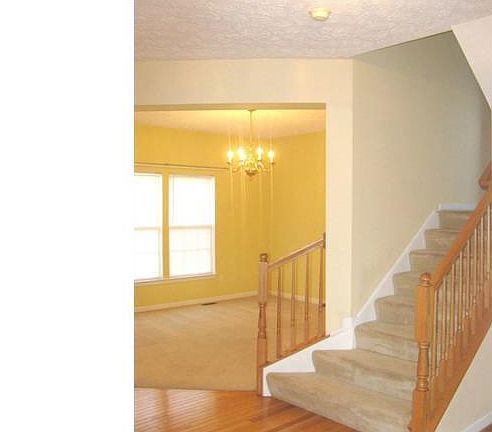 3rd image of 7590 Brookfield Ln