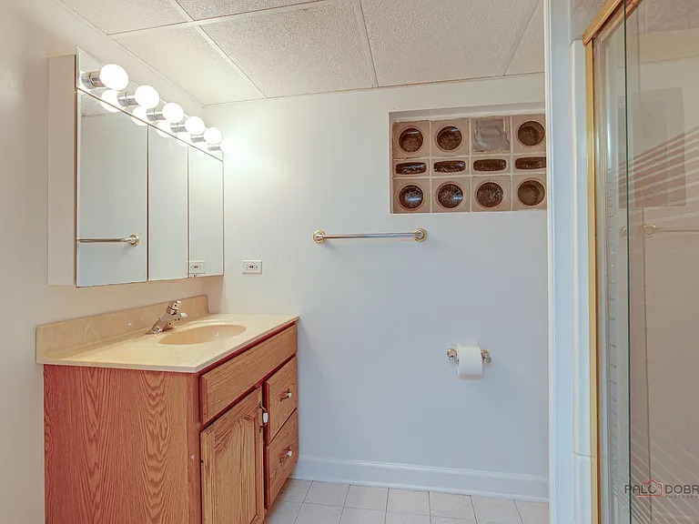334 Euclid Ave — Photo 29