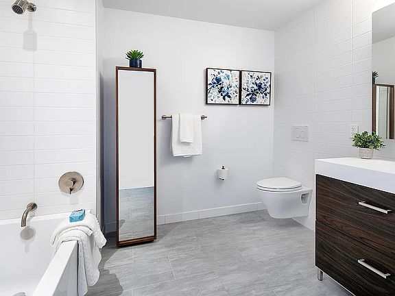 3rd image of 37-46 72nd St #12M